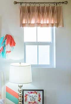 Custom Roman Shades Near Del Mar Heights